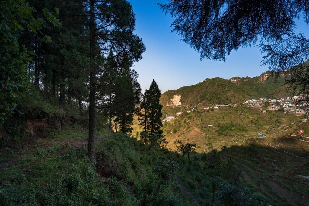 The Hill Story, Entire Chalet, Offbeat,Cozy Mussoorie Eksteriør billede